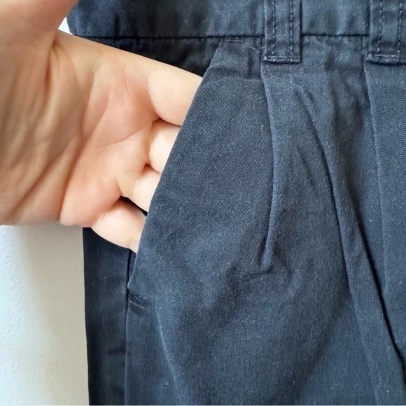 Old Navy Black Botton Shorts - Picture 6 of 6